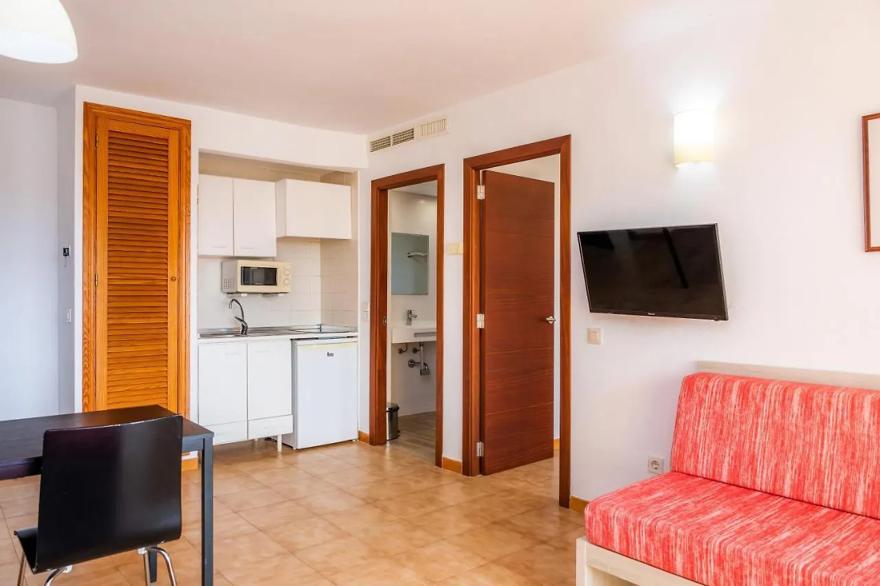 Holiday home Apto Con Terraza 401 Cala Millor